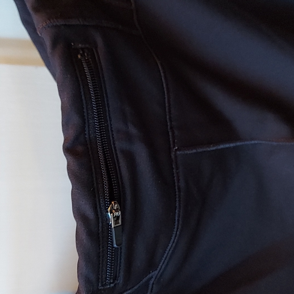 Women's North Face Performance Pants - image 6